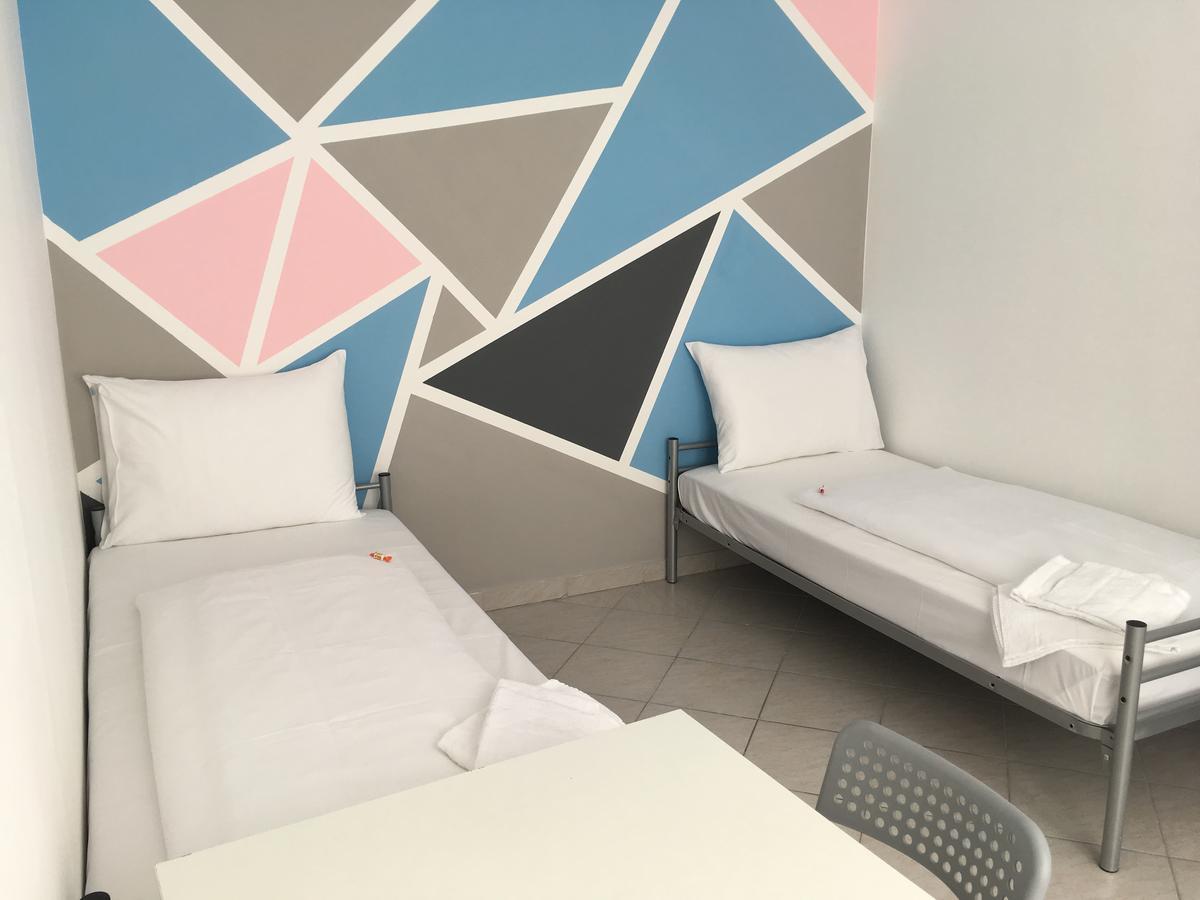 Boutique Hostel Zum Goldenen Kegel Wien Exterior foto